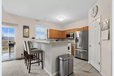 1210 Park View Drive, Antioch, IL 60002 - Photo 5