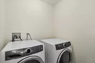 1210 Parkview Dr, Antioch, IL 60002 - Photo 13