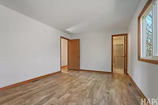 27236 W Northwest Hwy, Barrington, IL 60010 - Photo 9