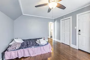 10044 S La Salle St, Chicago, IL 60628 - Photo 5