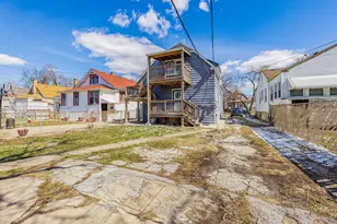 10044 S La Salle St, Chicago, IL 60628 - Photo 17