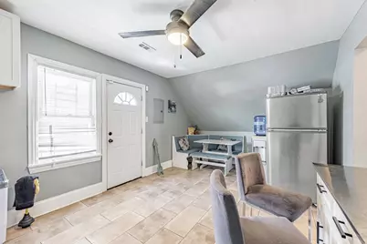 10044 S La Salle Street, Chicago, IL 60628 - Photo 15