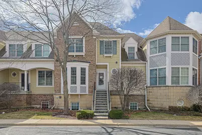 1909 Lynn Circle, Libertyville, IL 60048 - Photo 1