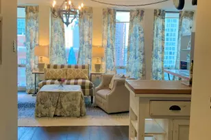 111 E Chestnut St, Chicago, IL 60611 - Photo 3