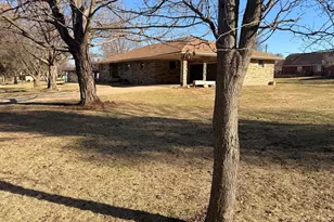 205 E Silverspoon Ave, Granville, IL 61326 - Photo 5