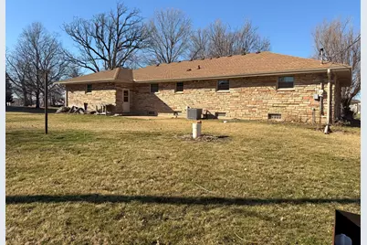 205 E Silverspoon Avenue, Granville, IL 61326 - Photo 9