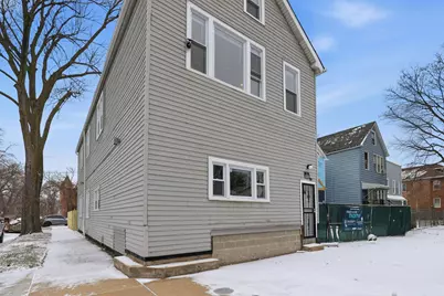 5256 S Carpenter Street, Chicago, IL 60609 - Photo 1