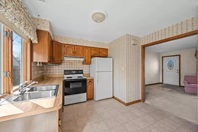 997 N Plum Grove Road, Palatine, IL 60067 - Photo 7