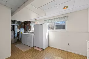 997 N Plum Grove Rd, Palatine, IL 60067 - Photo 23