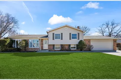 997 N Plum Grove Road, Palatine, IL 60067 - Photo 1