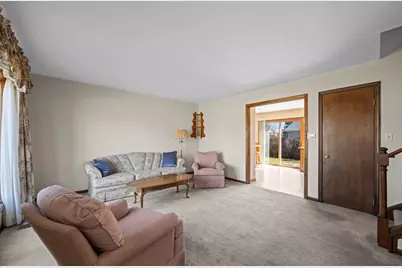 997 N Plum Grove Road, Palatine, IL 60067 - Photo 3