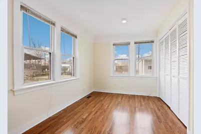 2821 W 102nd Street, Evergreen Park, IL 60805 - Photo 7