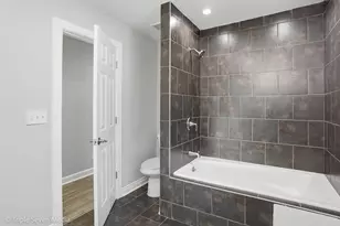 7520 S Carpenter St, Chicago, IL 60620 - Photo 21