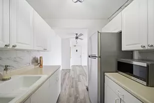 2 E Dundee Quarter Dr, Palatine, IL 60074 - Photo 13