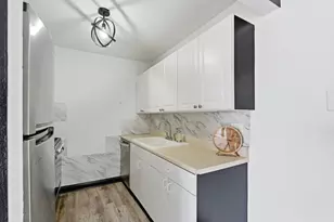 2 E Dundee Quarter Dr, Palatine, IL 60074 - Photo 11