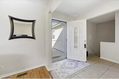 155 Surrey Drive, Carol Stream, IL 60188 - Photo 3