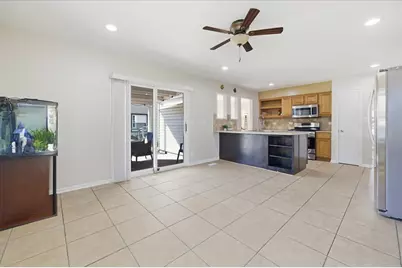 155 Surrey Drive, Carol Stream, IL 60188 - Photo 15