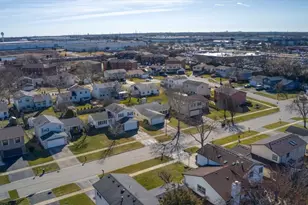 155 Surrey Dr, Carol Stream, IL 60188 - Photo 31