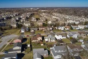 155 Surrey Dr, Carol Stream, IL 60188 - Photo 35