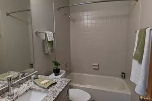 17720 W Running Creek Ct, Gurnee, IL 60031 - Photo 19