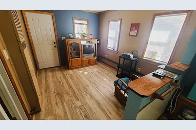 1106 Steinman Street, Dixon, IL 61021 - Photo 3