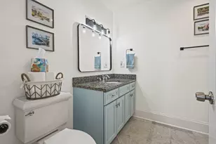 741 W Waveland Ave, Chicago, IL 60613 - Photo 21