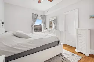 741 W Waveland Ave, Chicago, IL 60613 - Photo 11