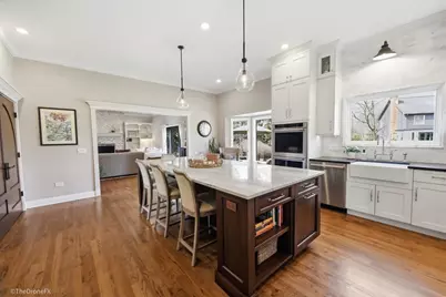 121 Brighton Drive, Wheaton, IL 60189 - Photo 17