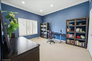 121 Brighton Dr, Wheaton, IL 60189 - Photo 21