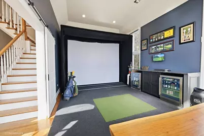 121 Brighton Drive, Wheaton, IL 60189 - Photo 9