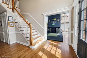 121 Brighton Dr, Wheaton, IL 60189 - Photo 5