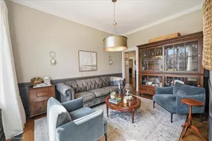 121 Brighton Dr, Wheaton, IL 60189 - Photo 11