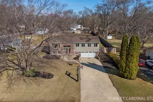 24430 W Blvd De John, Naperville, IL 60564 - Photo 3