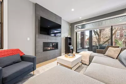 2165 N Claremont Avenue #1S, Chicago, IL 60647 - Photo 5