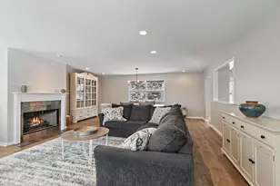 915 Willow Ln, Sleepy Hollow, IL 60118 - Photo 9