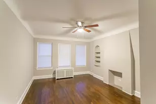 2435 W Rosemont Ave, Chicago, IL 60659 - Photo 5