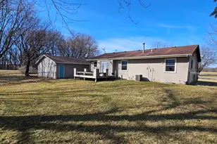 4696 Palmerstone Blvd, Rockford, IL 61102 - Photo 3