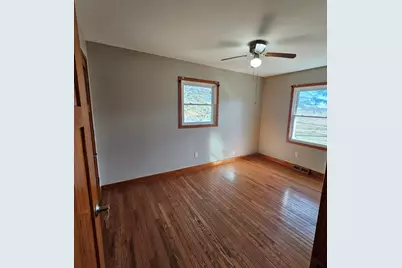 4696 Palmerstone Boulevard, Rockford, IL 61102 - Photo 9