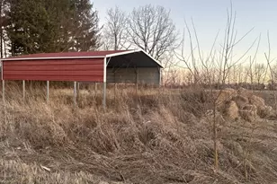 15757 Black Rd, Lyndon, IL 61261 - Photo 3
