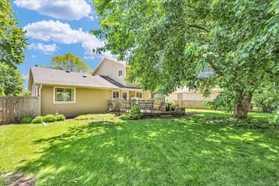 613 Crestview Drive, Champaign, IL 61822 - Photo 9