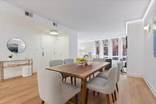 39 E Schiller St, Chicago, IL 60610 - Photo 7