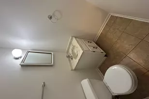 235 Quincy Ct, Schaumburg, IL 60193 - Photo 9