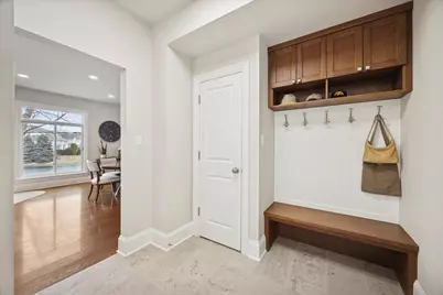 6837 Fieldstone Drive, Burr Ridge, IL 60527 - Photo 15