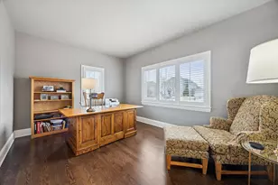 6837 Fieldstone Dr, Burr Ridge, IL 60527 - Photo 13