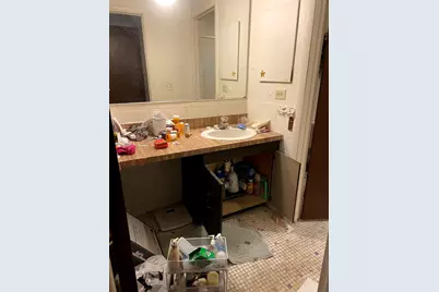 9S220 Lake Drive #16-104, Willowbrook, IL 60527 - Photo 5