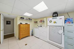 522 Lilac Ct, Round Lake Beach, IL 60073 - Photo 25