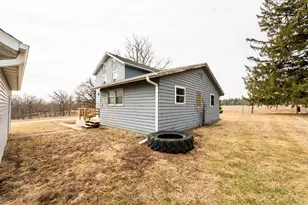 3651 N Brookeville Rd, Forreston, IL 61030 - Photo 43