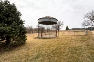 3651 N Brookeville Rd, Forreston, IL 61030 - Photo 27