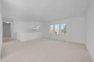 563 Hitchcock Ave, Lisle, IL 60532 - Photo 7