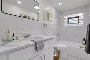 8634 W Summerdale Ave, Chicago, IL 60656 - Photo 3